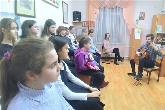 В чебоксарской музыкальной школе проходят январские встречи с выпускниками
