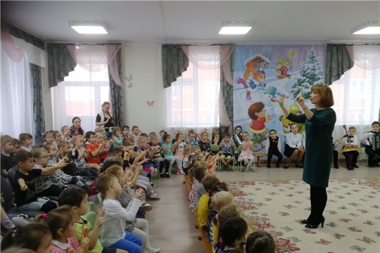Юные музыканты Чебоксарской ДМШ №2 им.В.П.Воробьева побывали в гостях у воспитанников детского сада №200