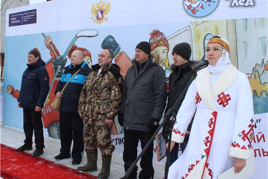 Семейный хоккейный фестиваль "Люблю папу, маму и хоккей!" в д.Сугайкасы   Канашского района: торжественное открытие, соревнования, конкурсы, игры…