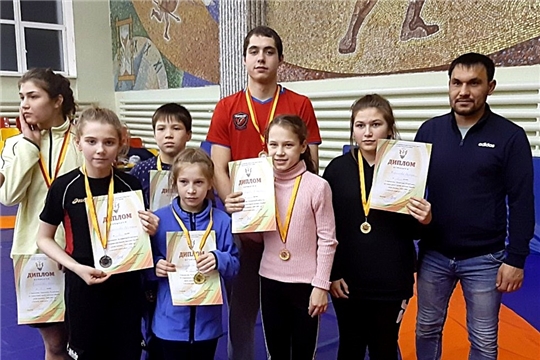 8 золотых медалей, 5 серебряных и 3 бронзовых завоевали юноши и девушки  АУ ДО ДЮСШ  ИМ.Г.Н.СМИРНОВА КАНАШСКОГО РАЙОНА