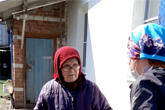 Волонтерами Канашского района 79 одиноким селянам оказана помощь на дому по доставке продуктов и медикаментов