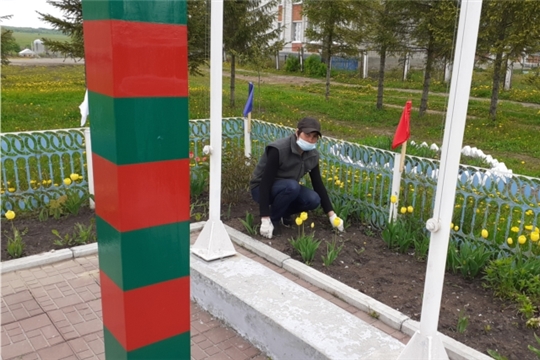 В рамках весеннего двухмесячника по благоустройству, озеленению, санитарной очистке и пожарной безопасности населенных пунктов
