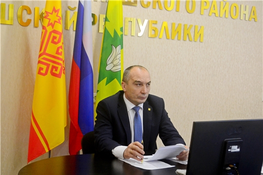 Глава администрации Канашского района Владимир Степанов провел рабочее совещание