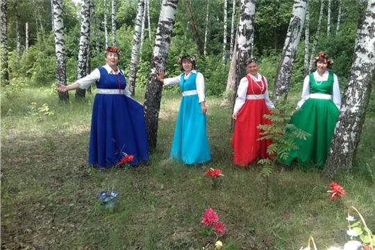 Ансамбль "Шĕкĕр" при Сеспельском Доме культуры принял участие в межрегиональном фестивале вокального творчества "Цивильские перезвоны"
