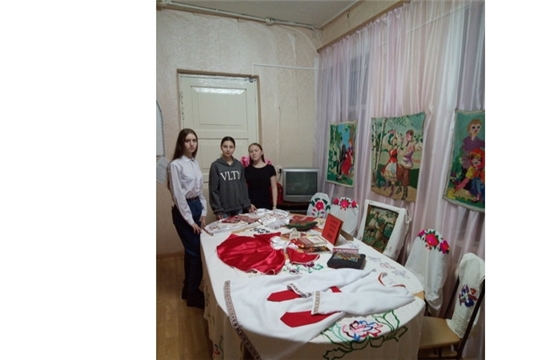 Познавательный час «Искусство чувашской вышивки»