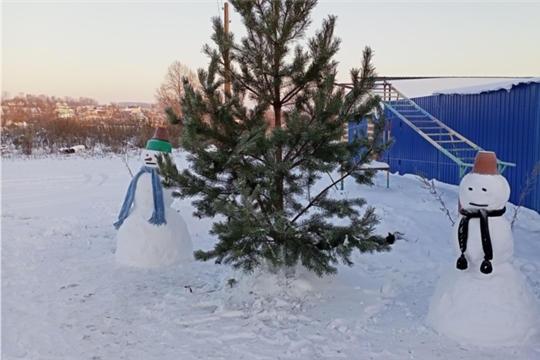 Караул из снеговиков