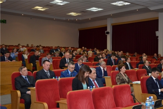 Председатель Контрольно-счетной палаты Чувашской Республики выступила с докладом на очередной восьмой сессии Государственного Совета Чувашской Республики