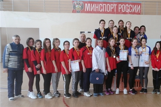 Состоялся турнир по футзалу среди женских команд общеобразовательных школ района