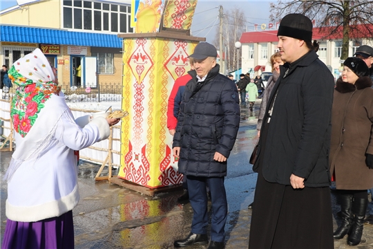 Районный праздник "Проводы русской зимы" прошел в селе Комсомольское