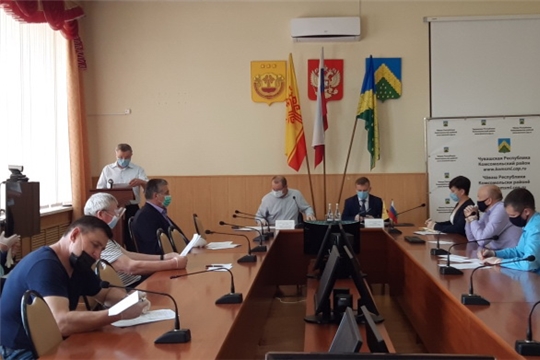 Состоялось очередное заседание Собрания депутатов Комсомольского района шестого созыва