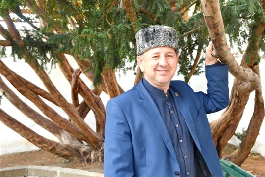 Председатель национально-культурной автономии татар Чувашии, директор Комсомольской детской школы искусств Ферит Гибатдинов ушел из жизни