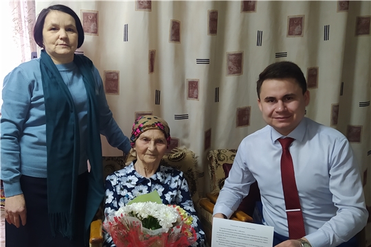 90-летний юбилей отмечает труженица тыла, ветеран труда Антонина Григорьевна Чебослаева