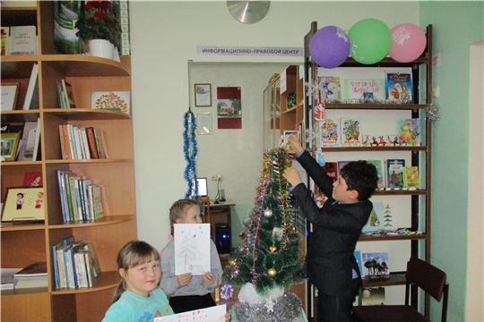 Новогодние мероприятия для детей в Тюрлеминской сельской библиотеке