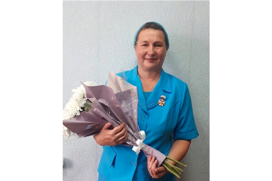 Знаком материнской славы «Анне» награждена жительница города Наталья Субакаева