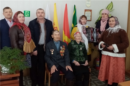 Ветерану ВОВ и труженице тыла вручены памятные медали