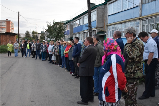 Глава администрации района А.Н. Кузнецов провел встречи с населением и в трудовых коллективах