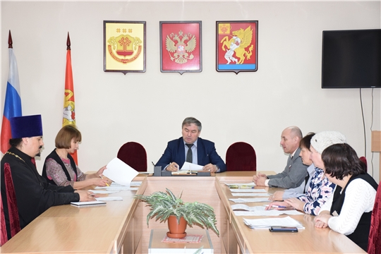 Члены Совета по делам национальностей и взаимодействию с религиозными объединениями при администрации Красночетайского района обсудили актуальные вопросы
