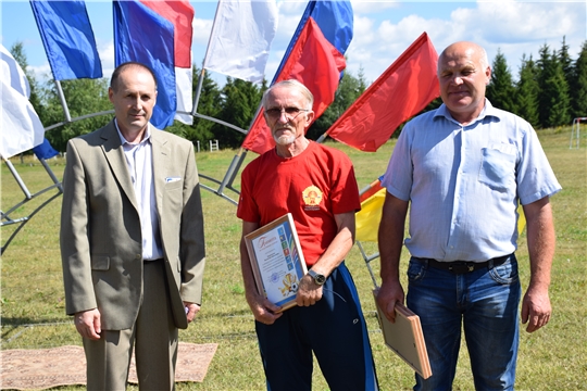 В рамках Дня физкультурника в Красных Четаях чествовали активистов физкультурного движения и лучших спортсменов района.