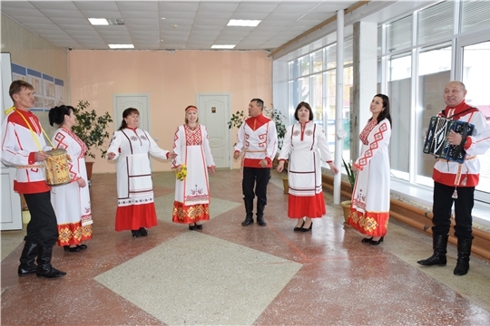 Красночетайский район празднует День чувашской вышивки