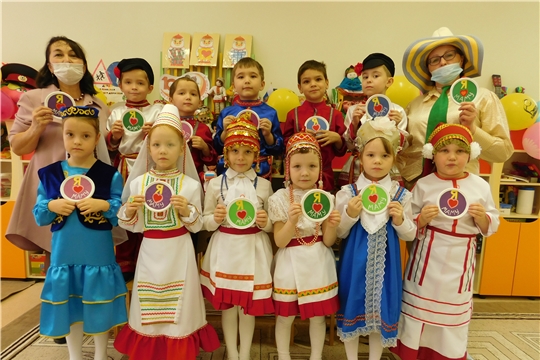 В детском саду «Рябинушка» организованы мероприятия в честь Дня матери