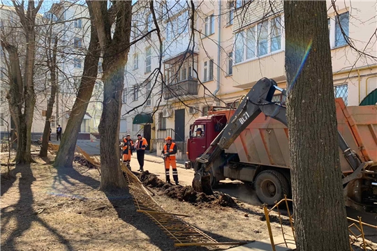 В Ленинском районе начались работы в рамках программы капитального ремонта дворовых территорий