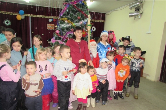 Детская новогодняя елка в Первочурашевском сельском доме культуры