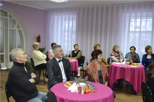 В Районном Доме культуры прошла первая встреча с гостями Творческого салона "У камина"