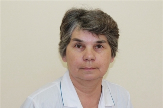 "Я по-матерински стараюсь окружать детей заботой и вниманием" - участковая медицинская сестра Алевтина Ивановна Головина