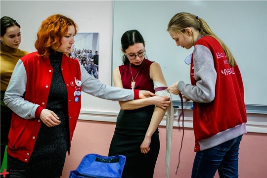 Волонтеры-медики Чувашии запускают серию образовательных школ