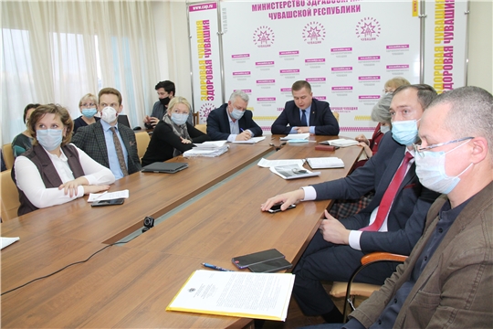Министр здравоохранения России Михаил Мурашко провел  селекторное совещание с регионами по вопросам  организации медицинской помощи  пациентам с COVID-19