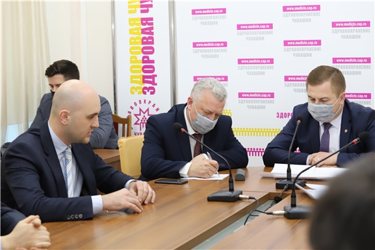 Министр здравоохранения Чувашии Владимир Степанов провел встречу со специалистами «НМИЦ радиологии» Минздрава России