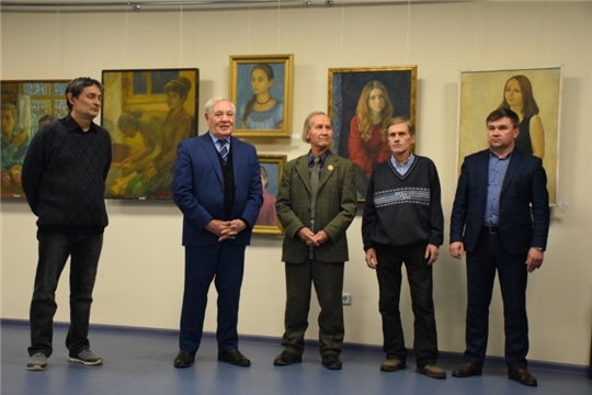 Сто картин художника Владимира Енилина посвящены вековому юбилею Чувашской автономии