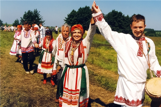 Сегодня открывается межрегиональная фотовыставка «Мы есть и будем»