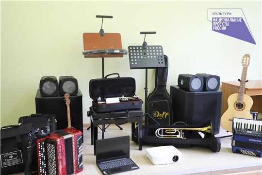 В Новочебоксарскую детскую музыкальную школу поступают новые музыкальные инструменты
