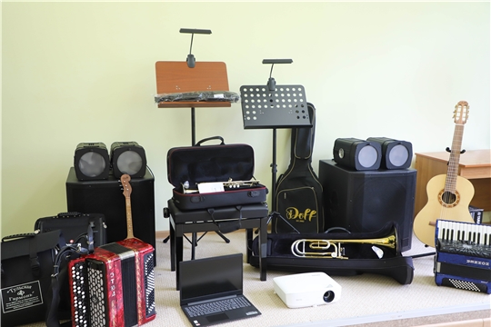 В Новочебоксарскую детскую музыкальную школу поступают новые музыкальные инструменты