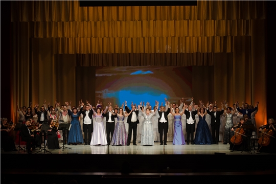 Театр оперы и балета открыл 61-й театральный сезон