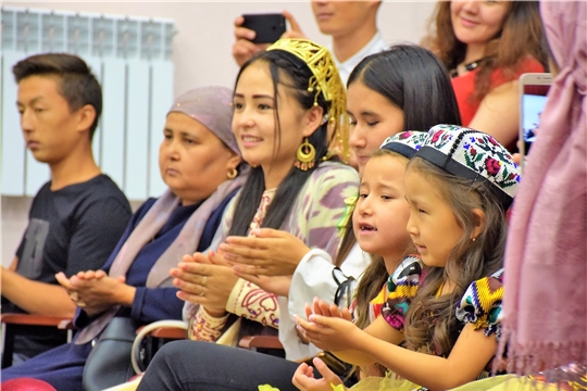 16 октября в Чувашии отметят День узбекского языка и культуры