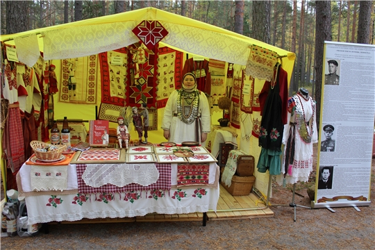 В рамках фестиваля «Добровидение-2020» прошла выставка чувашской вышивки