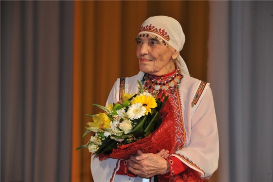 Народная артистка СССР Вера Кузьмина отмечает 97-летие