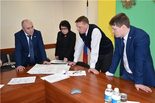 С руководителями Аликовского и Алатырского районов обсуждены вопросы ввода в оборот сельхозземель