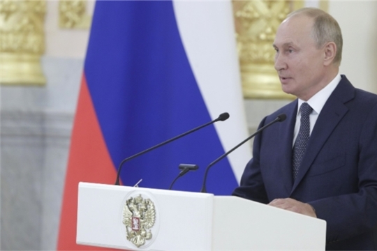 Владимир Путин призвал изыскать резервы на поддержку развития сельских территорий
