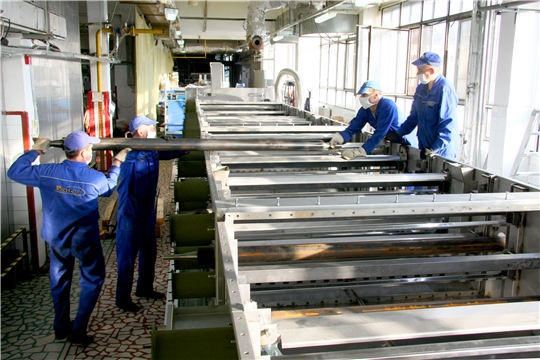 На кондитерской фабрике «АККОНД» идет монтаж дополнительной бисквитной линии