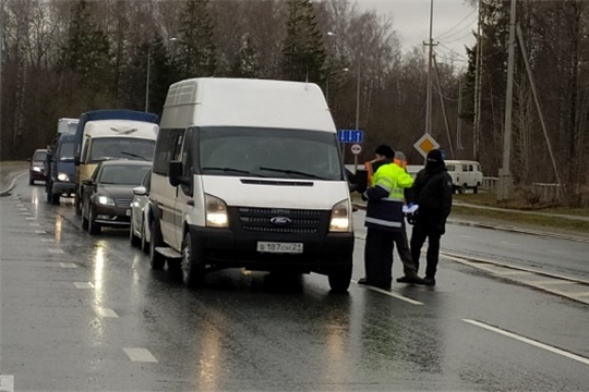 В Чувашии в связи с ограничениями в сфере пассажирских перевозок отмечен всплеск незаконных межмуниципальных перевозок