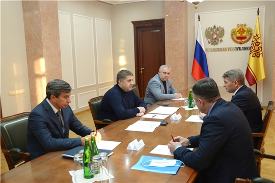 Глава региона встретился с заместителем руководителя Росавтодора Романом Новиковым