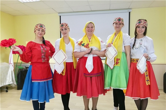 Организации социального обслуживания  приняли участие в праздновании Дня чувашской вышивки