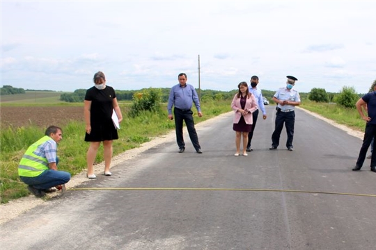 Сегодня с участием общественности состоялась приемка автодороги «Моргауши-Сура-Сюрла-Три», отремонтированной в рамках нацпроекта «БКАД»