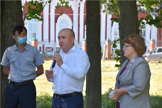 Министр сельского хозяйства Сергей Артамонов с рабочим визитом посетил Моргаушский район
