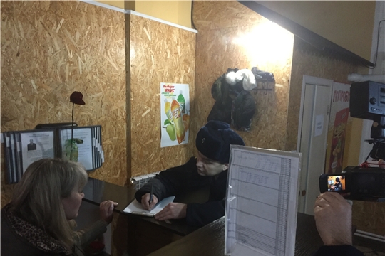 В Московском районе г. Чебоксары прошел ночной рейд по незаконной реализации алкогольной продукции
