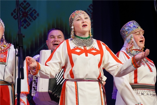 «Пусть будет мир»: во Дворце культуры «Салют» проведена концертная программа, приуроченная к Году памяти и славы