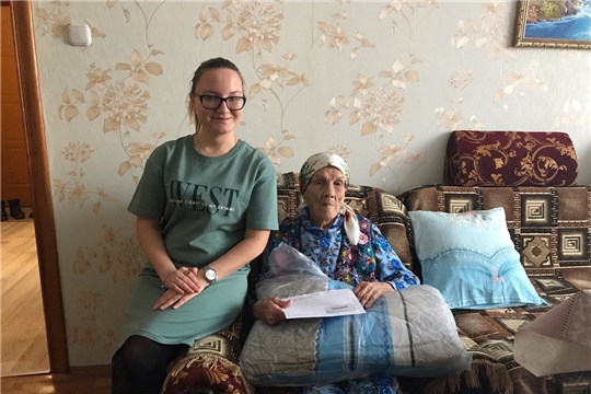 Долгожительницу Московского района г. Чебоксары Феклу Ананьевну поздравили на дому